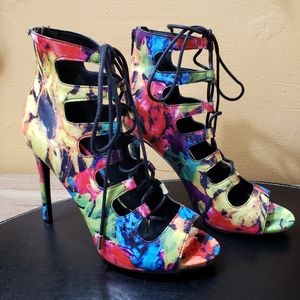 Candie's Sz 8 Patent Leather Lace-Up Stiletto Boots